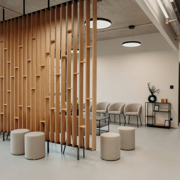 Theraplus Wartebereich Physiotherapie München, Physiotherapie in der Nähe